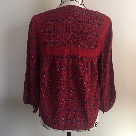 Blouse - Picture 2 of 3